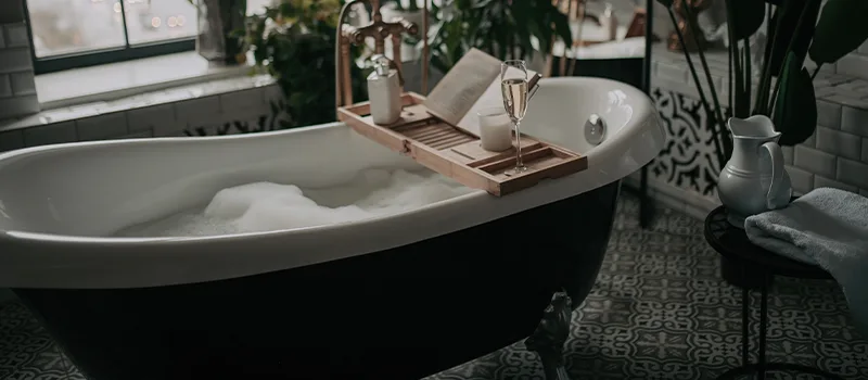 Full Bed Bathtub Replacement in Muskoka, ON